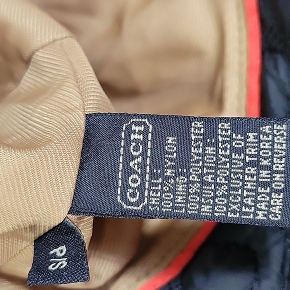 Women's Coach Black Signature Quilted Bucket Hat Small - Picture 9 of 9